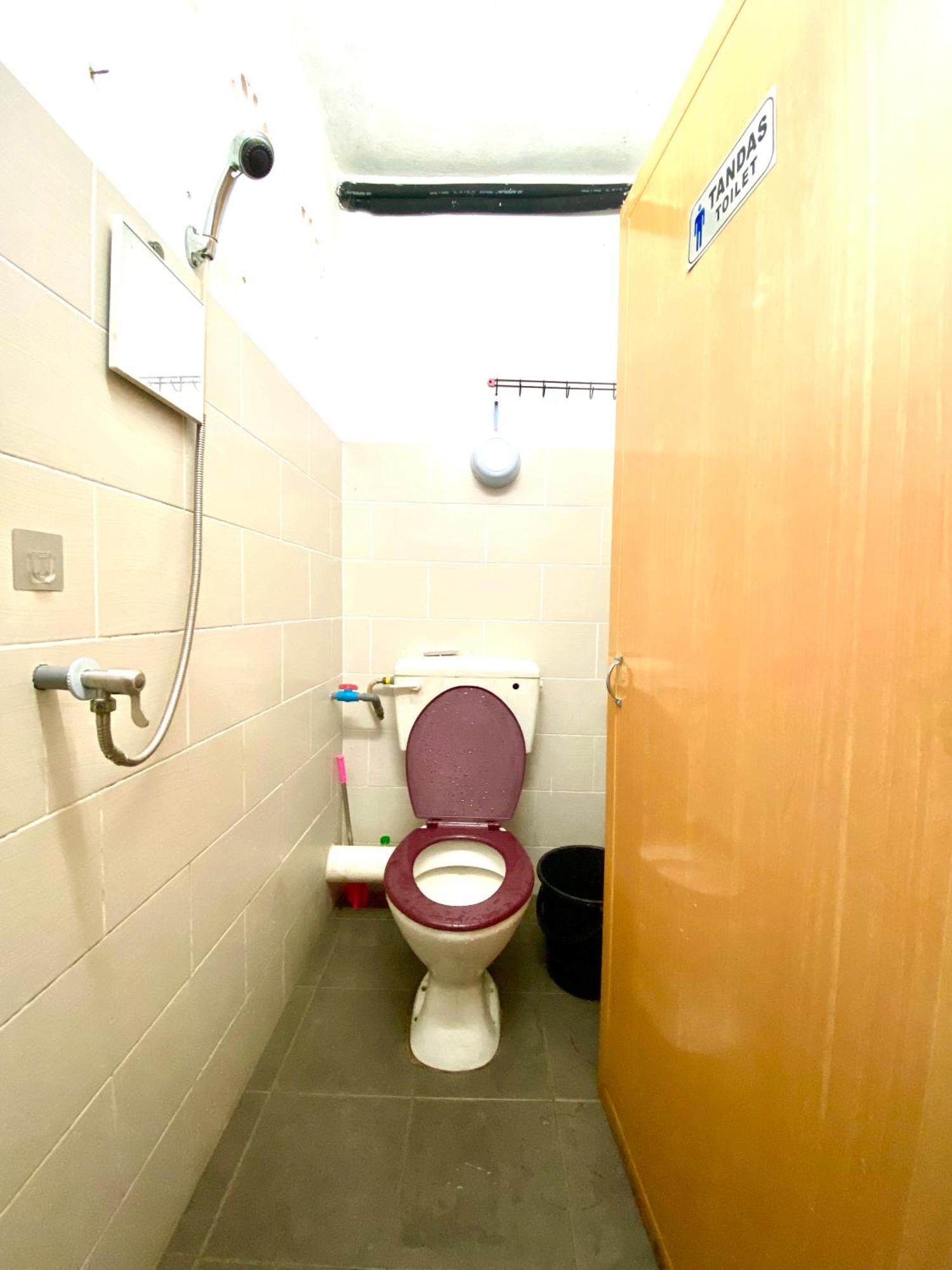 Umi Homestay Batu Buruk Kuala Terengganu Extérieur photo